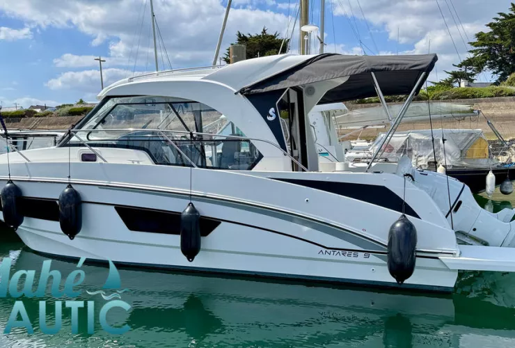 BENETEAU 