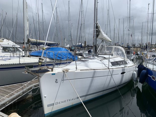 BENETEAU OCEANIS 31