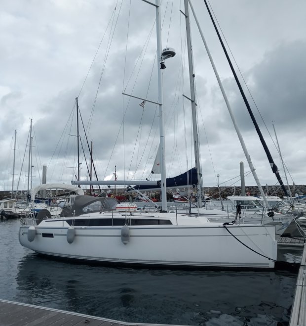 BAVARIA 34 CRUISER