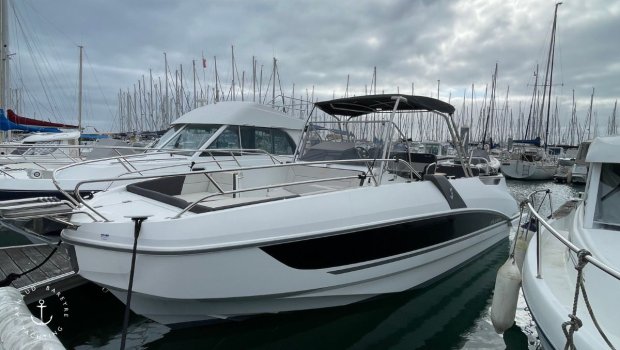 BENETEAU FLYER 8.8 SPACEDECK