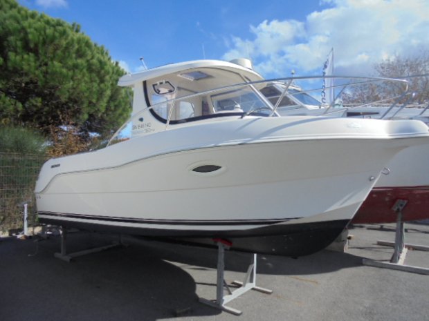 QUICKSILVER 580 PILOTHOUSE