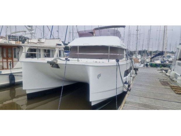 FOUNTAINE PAJOT MY 37